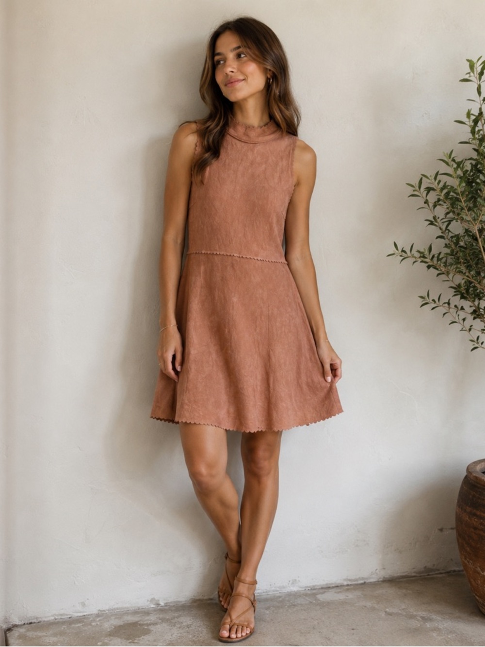 Soprano Sleeveless Dusty Rose Faux Suede Mini Dress Medium